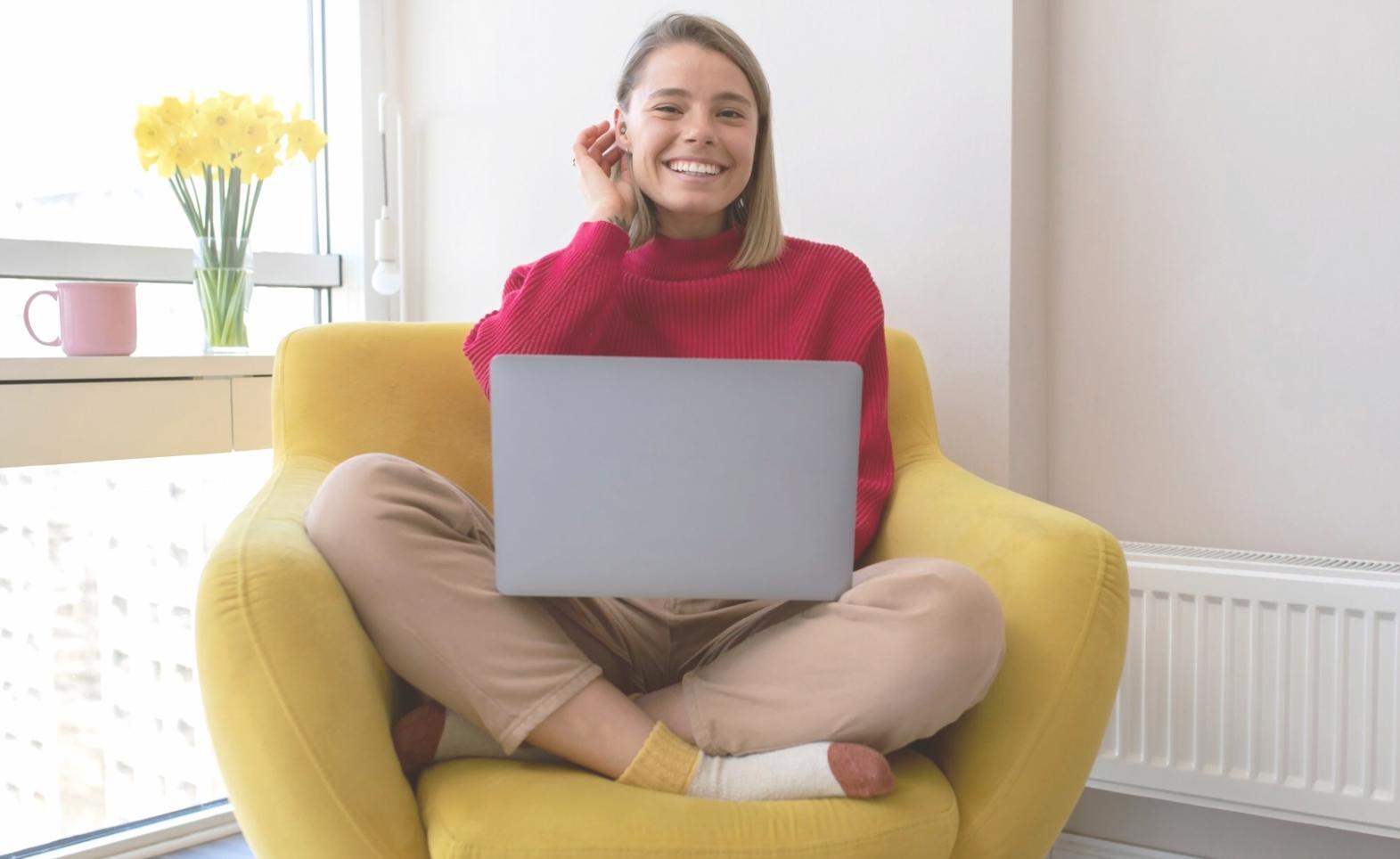 Studenti internazionali che partecipano a una sessione di coaching di gruppo