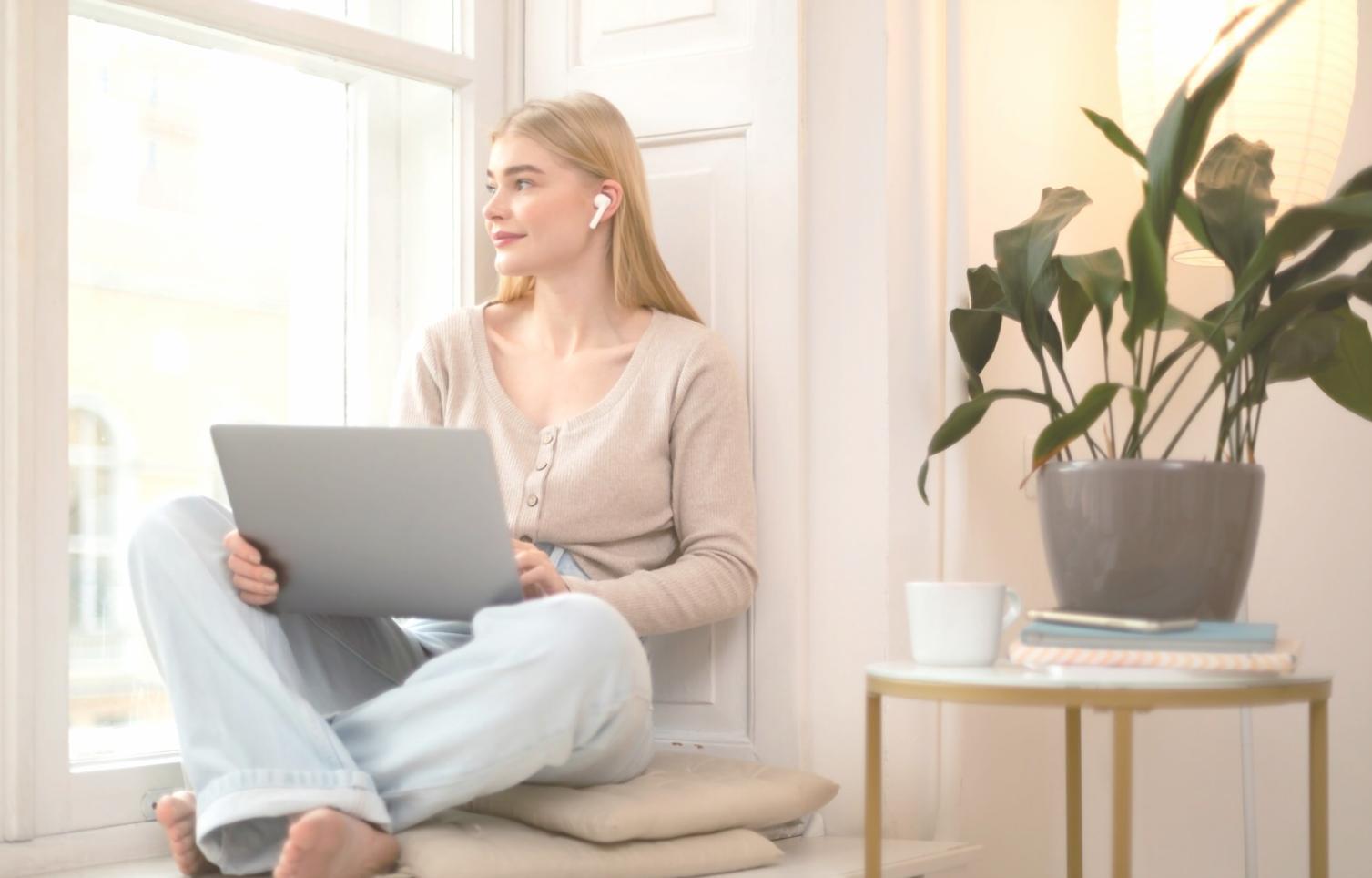 Sessione di coaching in un ambiente professionale che dimostra l'approccio pratico del programma